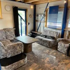 Haus mit Aussicht S3-Bahn, B14-Straße, WLAN