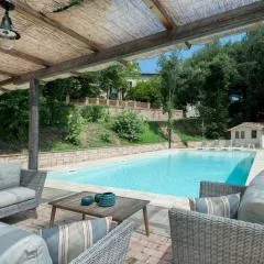Usage exclusif - Palazzo du XVI avec piscine