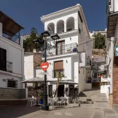 Olive & Ivy Guesthouse