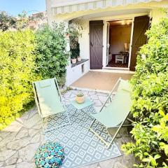 Bastidon, front de mer jardin parking, saint raphael