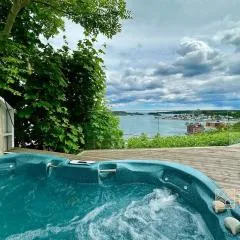 Villa in Kragerø with unique view, jacuzzi and boat space