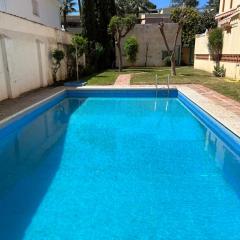 La Gran Playa,Piscina Terraza y parking 8 personas