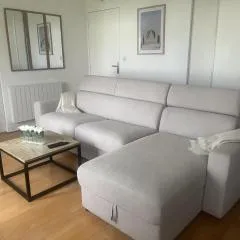 WonderSuite appartement - centre ville avec parking couvert -15mn de Paris et 10 mn de Stade de France, wifi, Netflix