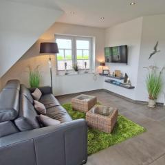 Inselblick am Kutterhafen - Erholung am Deich und Hafen f?r 2 Personen