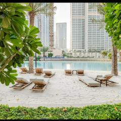 Exquisite 1-Bedroom with Pool Scenery in Dubai Creek Harbour