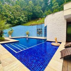 Luxo e conforto a 15 minutos do centro de Petrópolis