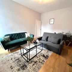 Gorgeous 2 Bedroom Apartment