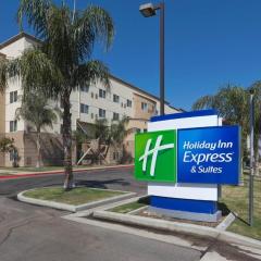 Holiday Inn Express Hotel & Suites Bakersfield Central By IHG