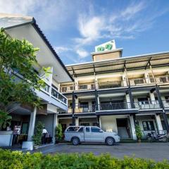 B2 Lanna Boutique & Budget Hotel