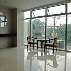 Capitol Central Hotel and Suites