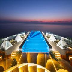 Sun Cruise Resort and Yacht