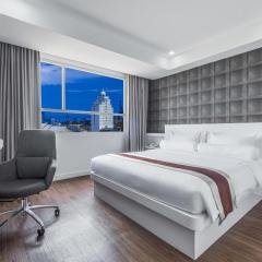 Royal Bay Hotel Makassar