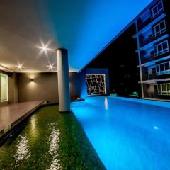 The Violin - Sriracha