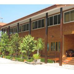 Baansuan Amphawan Resort