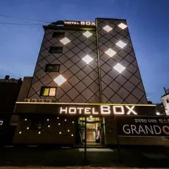 hotel box