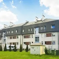 Gorgeous Apartment In Nowe Warpno