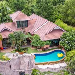 Huahin I-Din Poolvilla วิลล่ากลางธรรมชาติ วิวภูเขา เป็นส่วนตัว