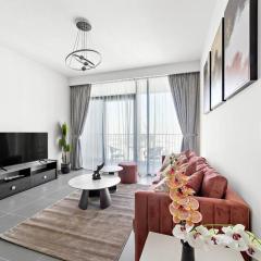 Stylish 1 Bedroom High Floor in Creek Edge