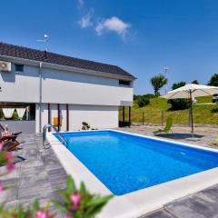 Beautiful Home In Sveti Martin Na Muri