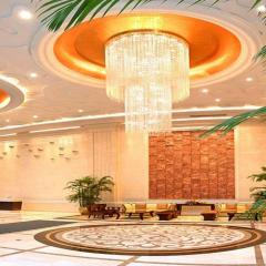 Golden Eagle Summit Hotel Downtown