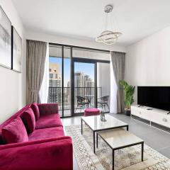 Stylish 1 Bedroom High Floor in Creek edge