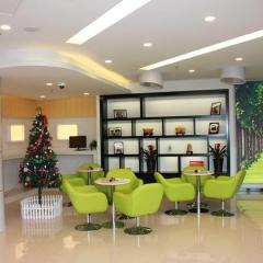 Vatica ShangHai Pudong Airport Disney Huaxia(E) Road Metro Station Hotel .