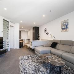 Park Avenue Apt in the Heart of the City - Hosted by CanStay