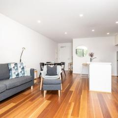 Beautiful Art Apartment near Tram and Shops! - Hosted by CanStay