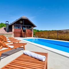 2 Bedroom Amazing Home In Jalzabet