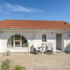 1 Bedroom Nice Home In Hadsund