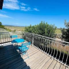 Jolie Studio avec terrasse belle vue calme et parking privé