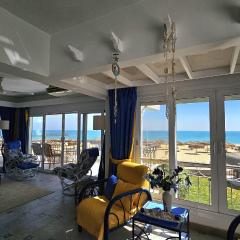 6 beds Beachfront Red sea Chalet Gorgeous View