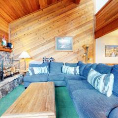 Mammoth Sierra Townhomes #23 condo