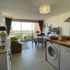 Magnifique T2 à Saint-Cyprien avec piscine, parking - FR-1-793-21