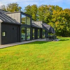 Stunning Home In Haderslev With Kitchen