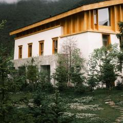 Linden Centre Naada