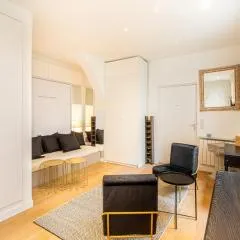 GuestReady - Élysée Palace Marble Haven