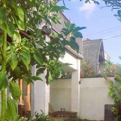 Villa Kenken - 2 Bedrooms villa close to Keramas Surfing Beach