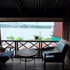 Baan ChanKhiang at ChiangKhan