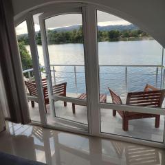 Obala Srebrno Jezero