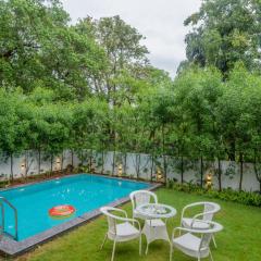 ELIVAAS 4 BHK with Pvt Pool & Jacuzzi bathtub - Laguna Aura