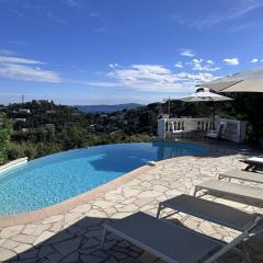 Villa avec piscine privée, climatisation et parking aux Issambres - FR-1-768-4