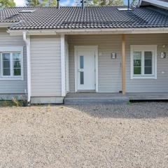 Holiday Home 4 seasons hymy b by Interhome