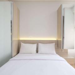 Cozy and Restful Studio at Transpark Cibubur Apartment By Travelio