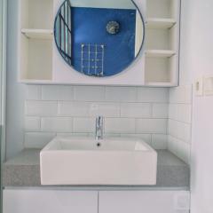 Nice and Cozy Studio at Paddington Heights Apartment By Travelio