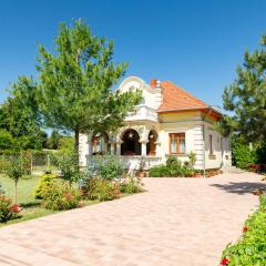 Apartment Elisabeta 02 by Interhome