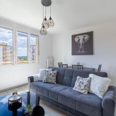 Proche autoroute et parking