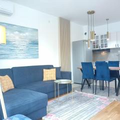 Opera Lux Apartments Green Hill - Modern Relaxing & Free Parking