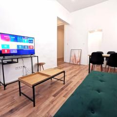 Budapest Weiner Leo Suite