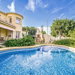 Beautiful Home In Oliva With Kitchen